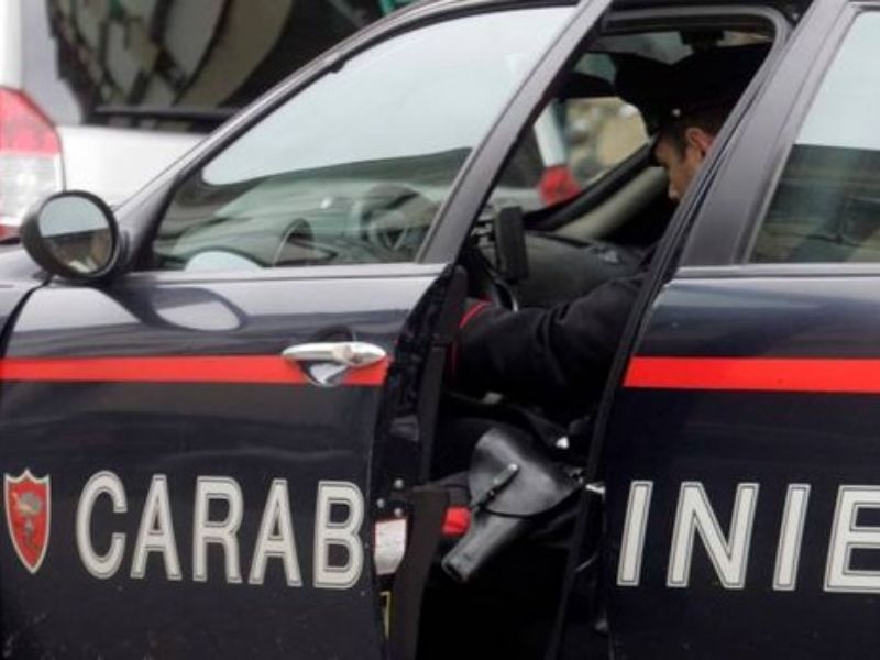 Arrestato spacciatore vicino al parco giochi dopo aver tentato di nascondersi