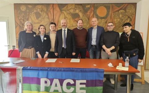 Centrosinistra compatto, Erik Molteni è il candidato sindaco: “Verso Milano”