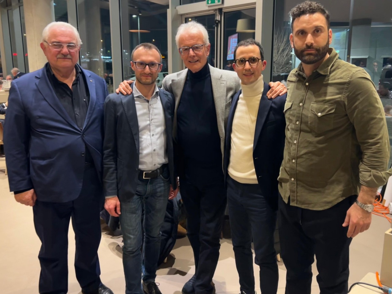 Consiglieri faresi partecipano alla cena di sostegno per Gafforelli, un dialogo che si allarga