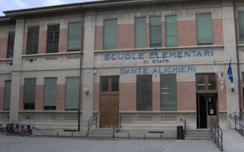 Fratelli d’Italia critica il progetto di ristrutturazione della scuola