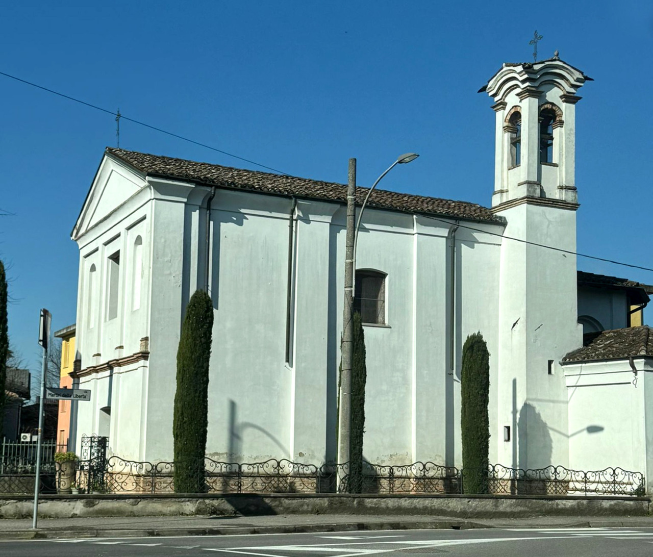 Furto di pluviali in rame alla chiesetta di San Rocco a Misano
