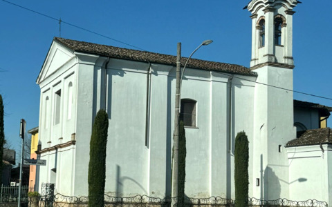 Furto di pluviali in rame alla chiesetta di San Rocco a Misano