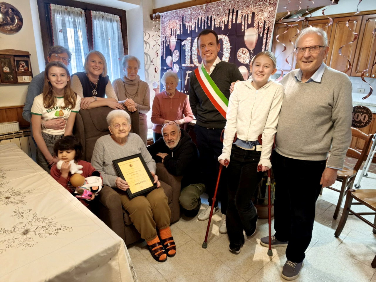 Rosa Menotti festeggia 100 anni a Milano, tributi e onorificenze per la decana