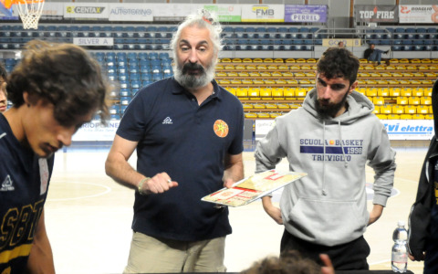Scuola Basket Treviglio trionfa su Sarezzo