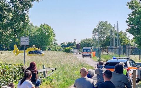 Ciclista colpito da malore vicino al cimitero di Arzago, soccorso in elicottero