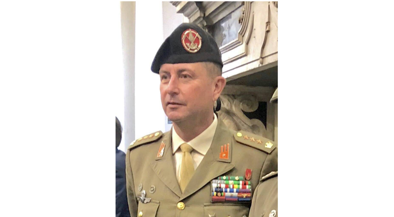 Il Generale Antonfabio Bari si congeda dopo una carriera dedicata al Paese