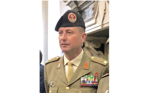 Il Generale Antonfabio Bari si congeda dopo una carriera dedicata al Paese