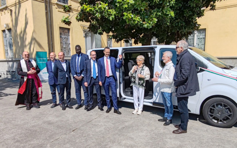 Presentati un van e telecamere di sicurezza per Casa Margherita