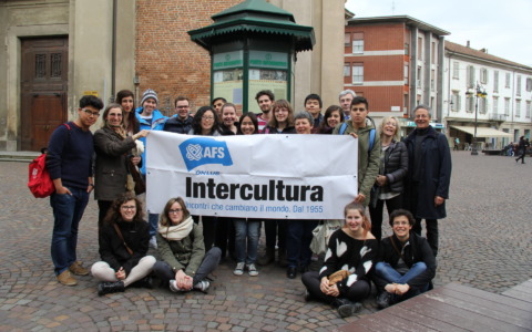 “Storie che attraversano il mondo”: Intercultura Treviglio celebra 20 anni di attività