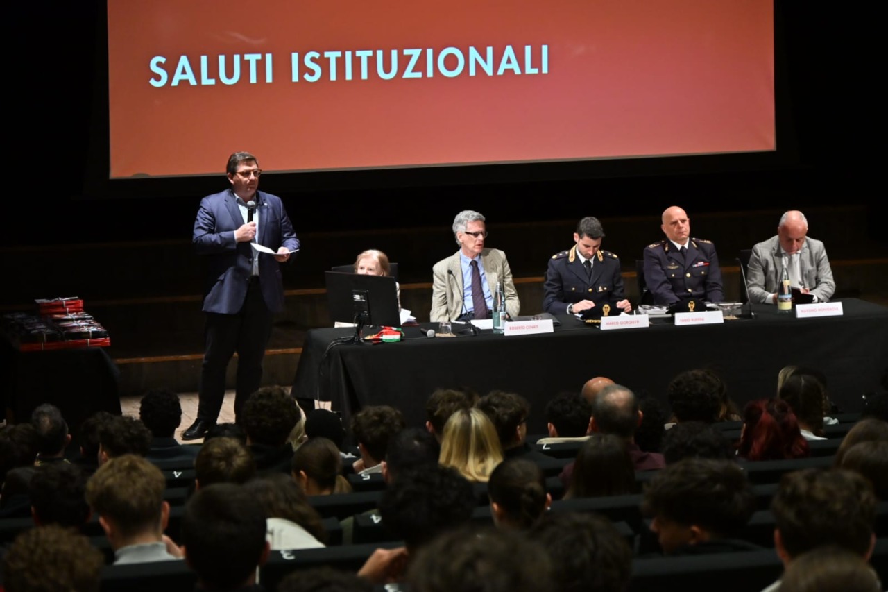 Treviglio commemora la Resistenza e il contributo della Polizia di Stato