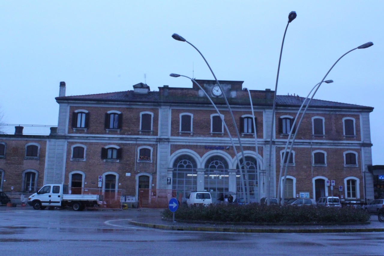 Arrestato un 22enne per violenza sessuale in stazione Centrale a Treviglio
