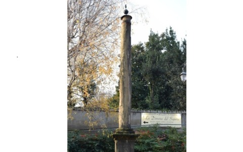 Inizia il restauro della colonna di San Carlo Borromeo in piazza del Santuario