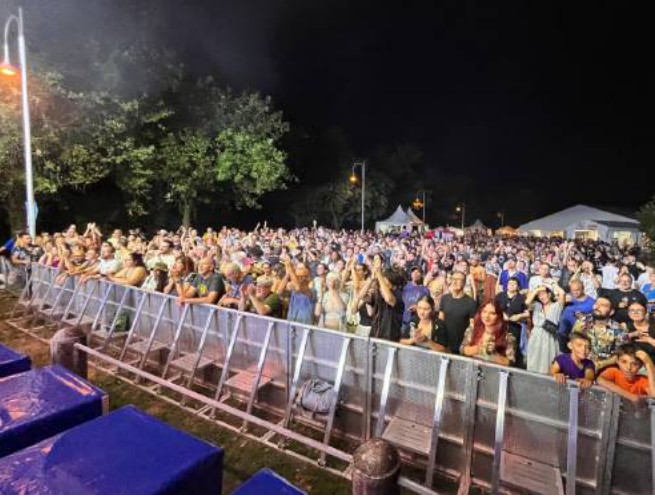 Controversia per la presenza di “Bello Figo” al Fara Rock Festival