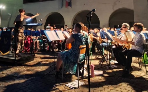 Bariano celebra 105 anni del Corpo Civico Musicale con il concerto “Canzonissima”