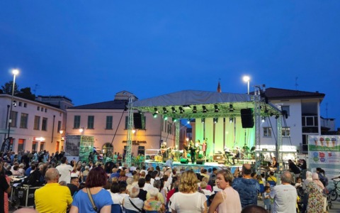 Estate trevigliese: Musica, cultura e shopping sotto le stelle