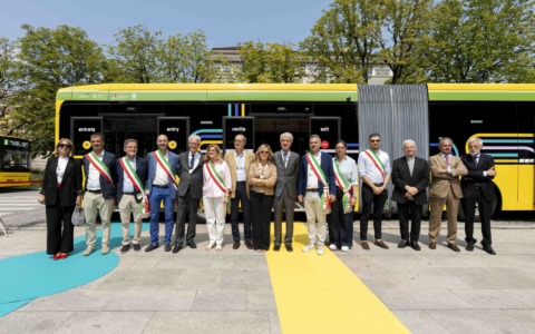 Inaugurato l’e-Brt: il primo “tram su gomma” della Lombardia attivo dal 3 agosto