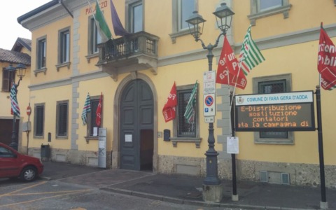 L’informatore comunale: strumento di informazione o di propaganda?