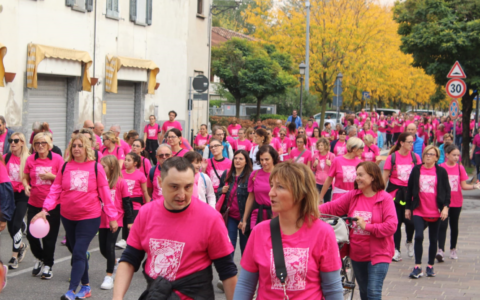 Treviglio torna a combattere la violenza sulle donne con la camminata “Noi x le donne”